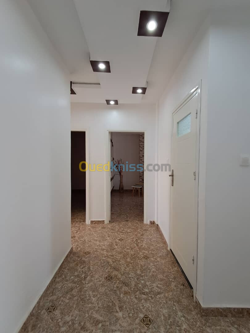 Vente Appartement F3 Alger Bordj el bahri