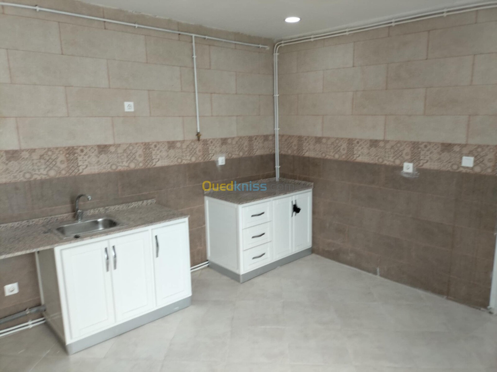 Location Appartement F3 Alger Les eucalyptus