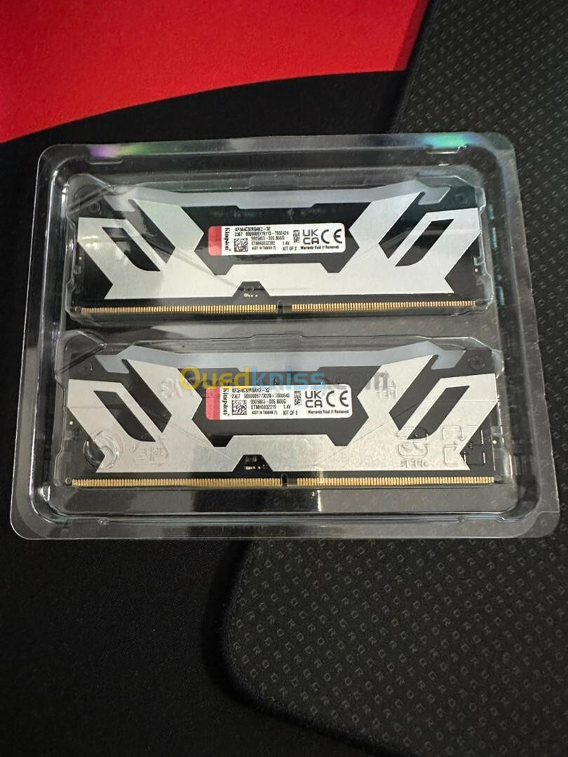 Kingston FURY Renegade DDR5 RGB Memory 4 x 16 go