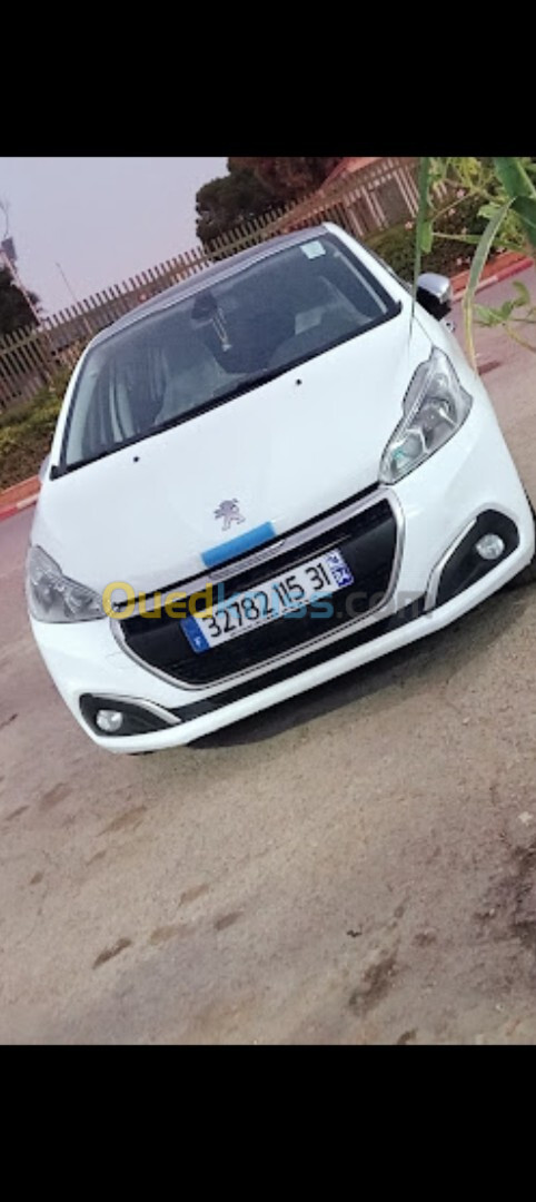 Peugeot 208 2015 Allure Facelift