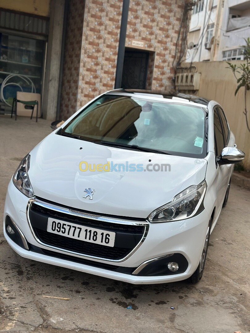 Peugeot 208 2018 Allure