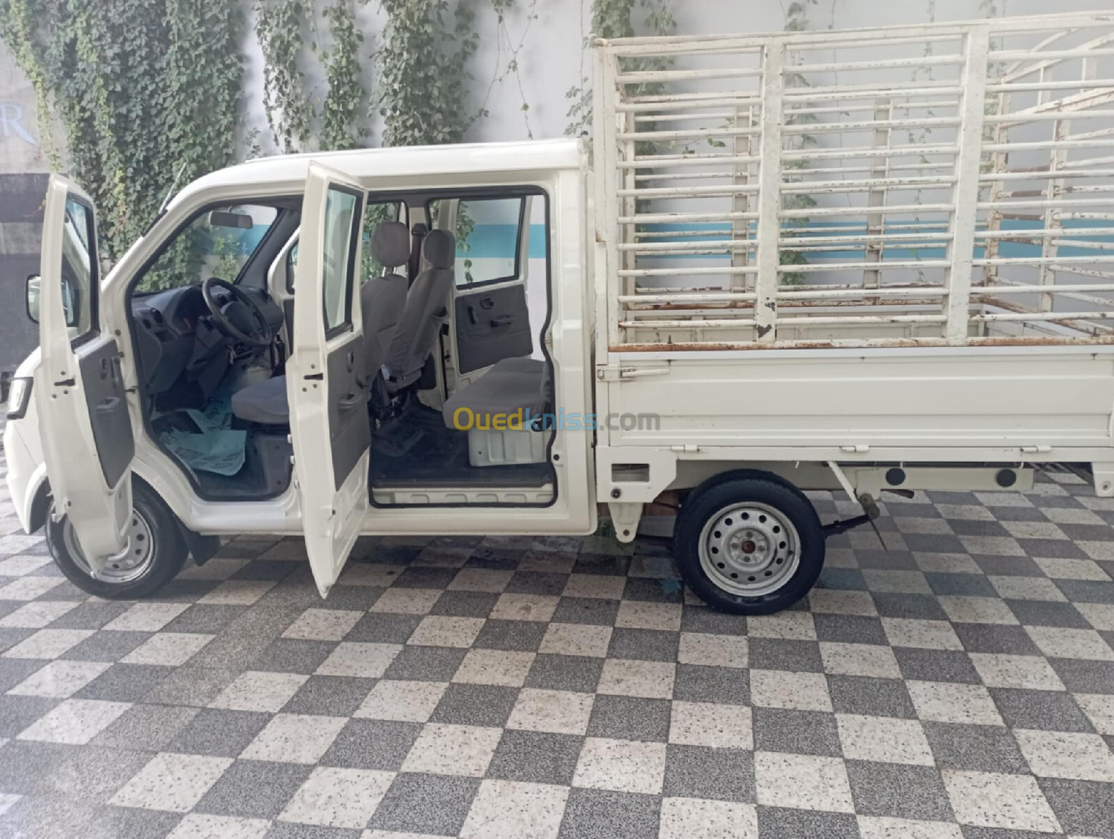 Gonow Mini Truck Double Cabine 2013 Mini Truck Double Cabine