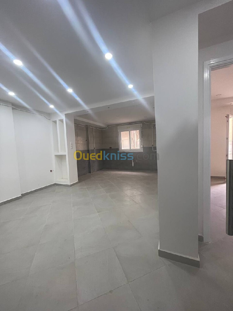 Vente Appartement F2 Alger Bordj el kiffan