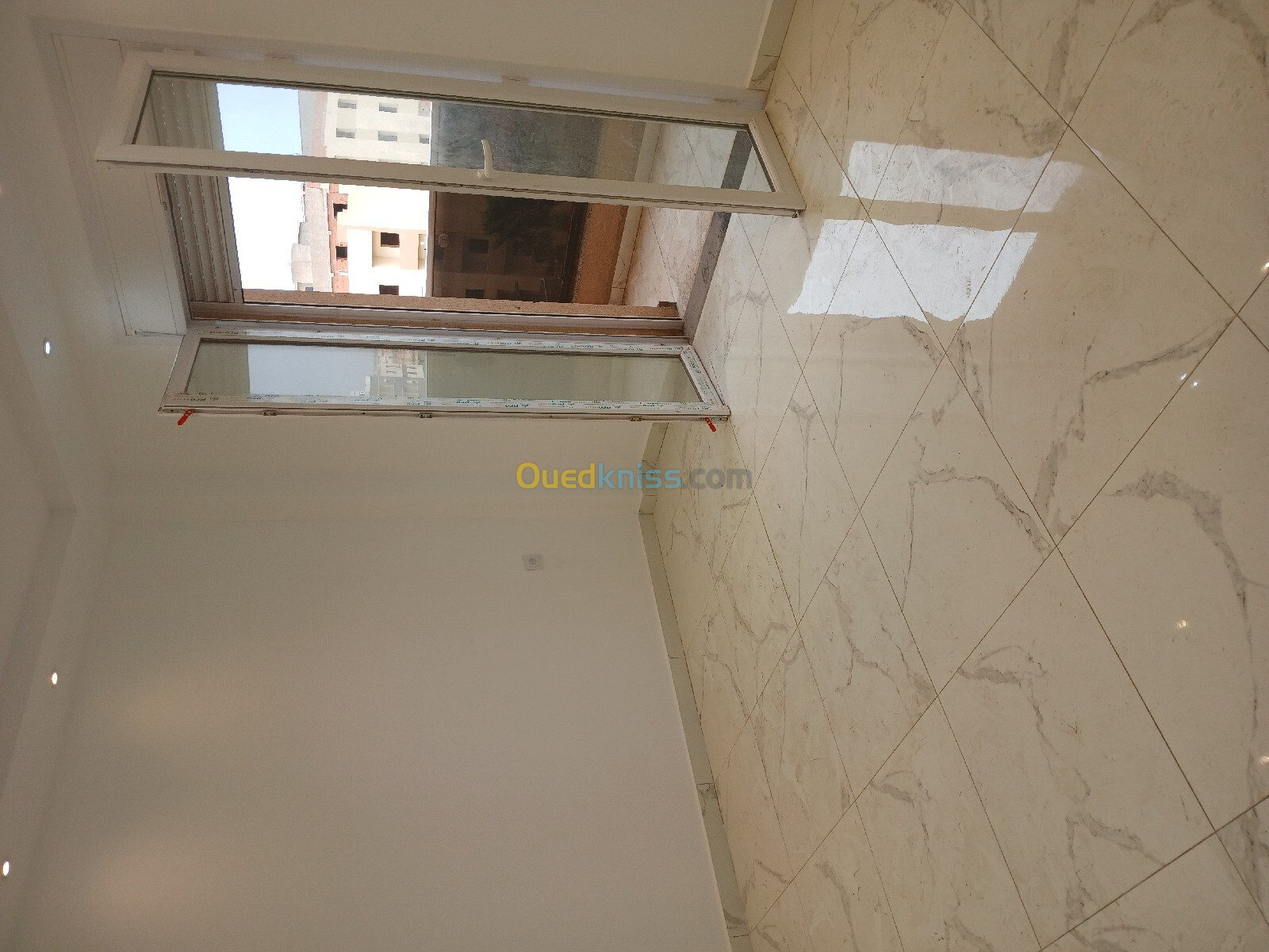 Vente Appartement F4 Alger Bordj el kiffan