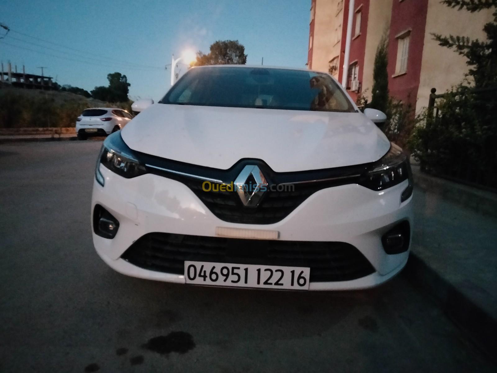 Renault Clio 2022 5