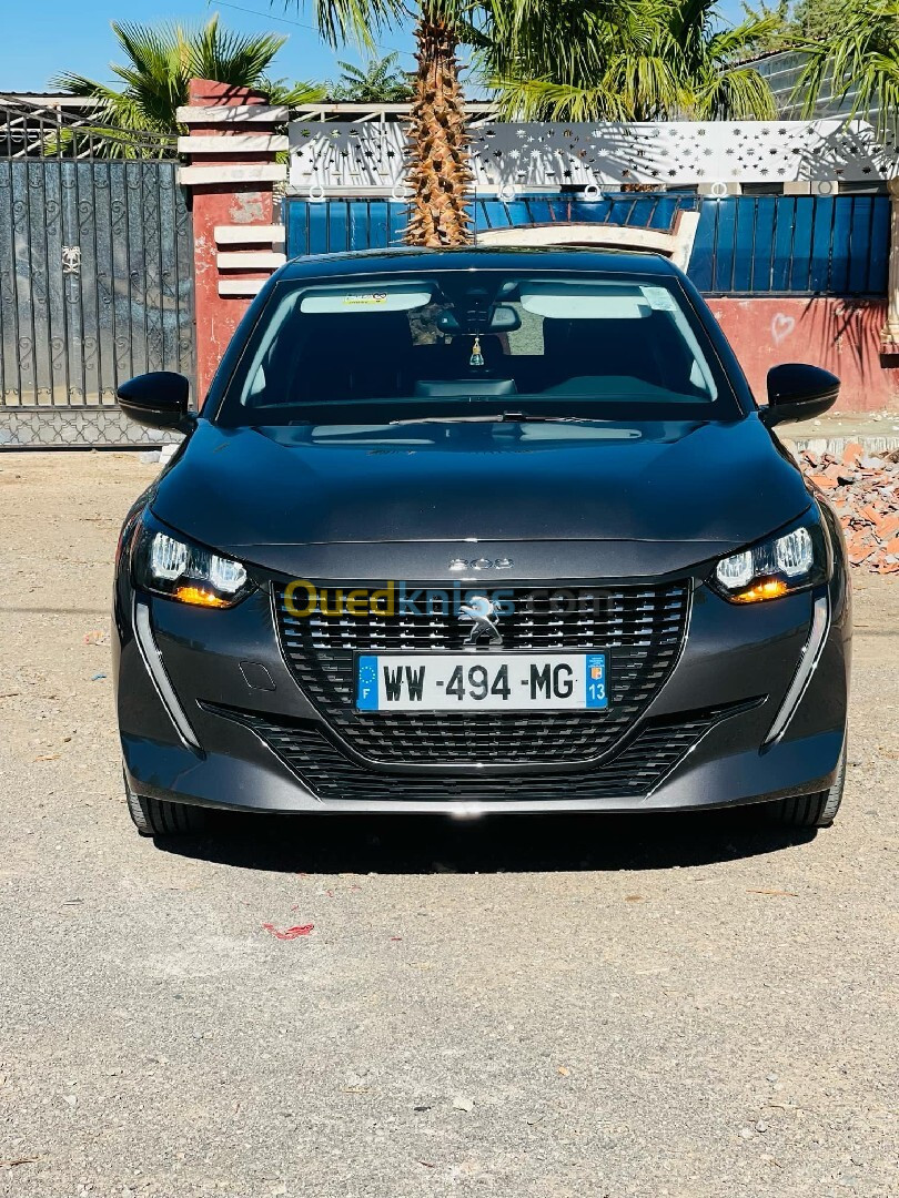 Peugeot 208 2022 Allure