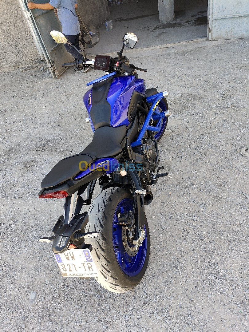 Yamaha MT 07 2023