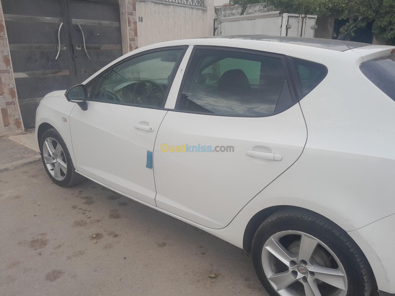 Seat Ibiza 2011 Fully +Toit ouvrant