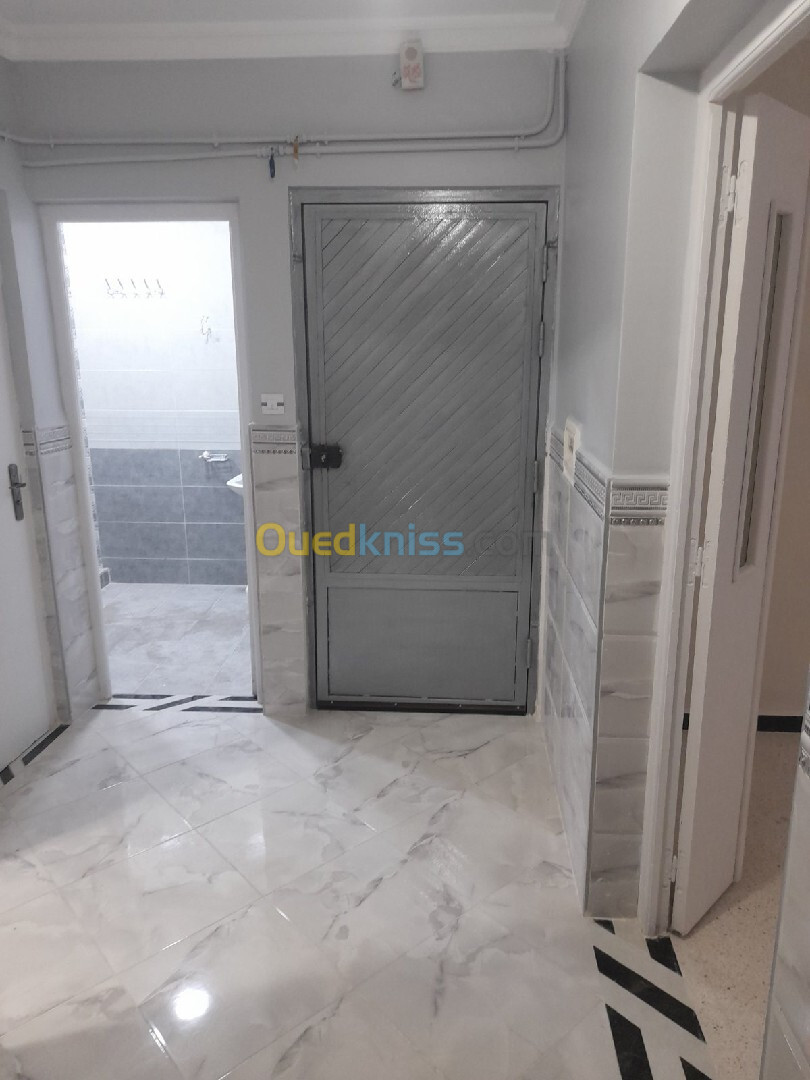 Location Appartement F3 Alger Saoula