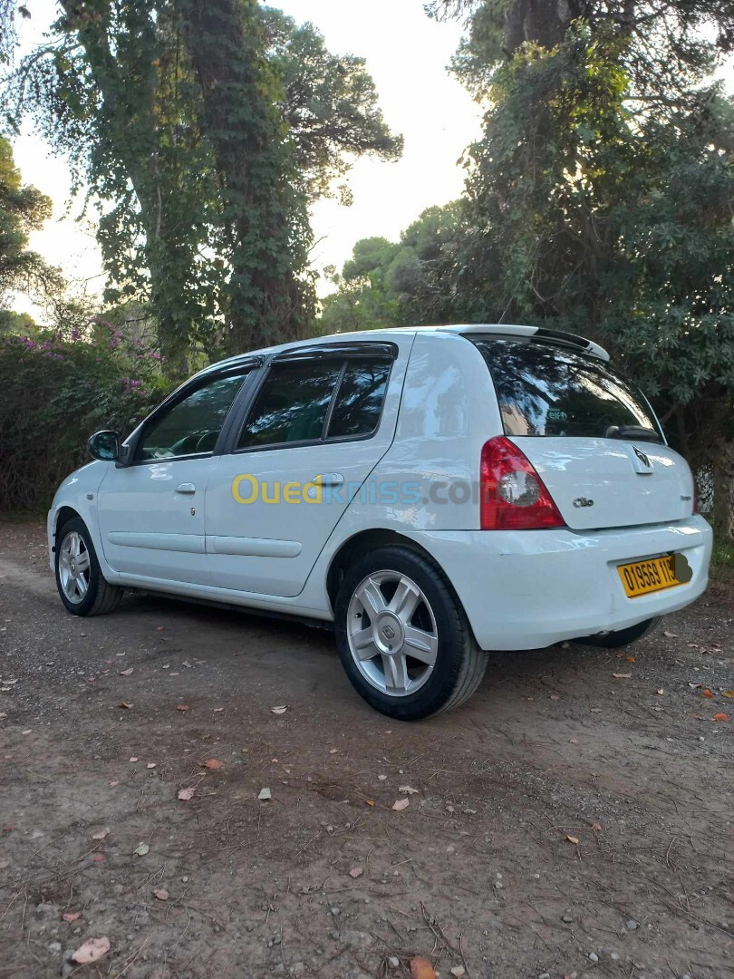 Renault Clio Campus 2015 Clio Campus