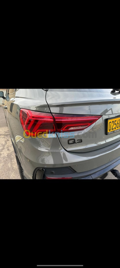 Audi Q3 2023 S line Quattro