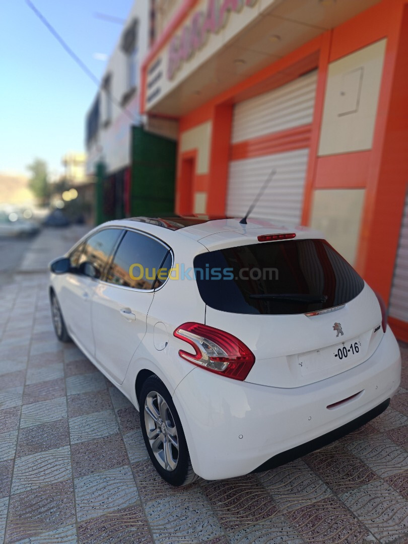 Peugeot 208 2014 Allure