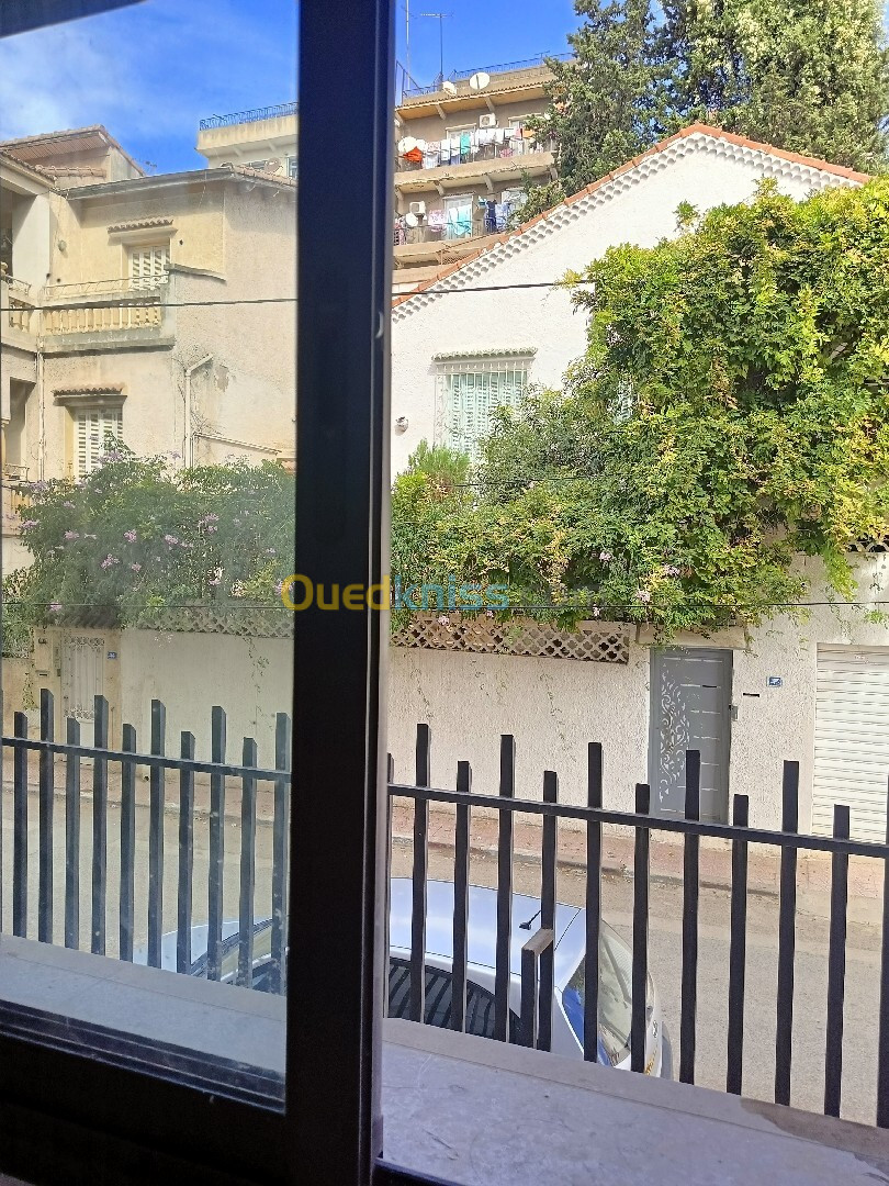 Location Appartement F2 Alger El mouradia