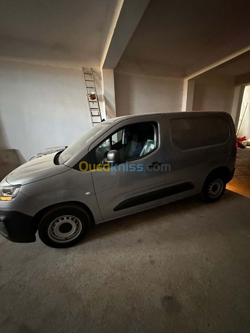 Fiat Doblo 2024 Oran