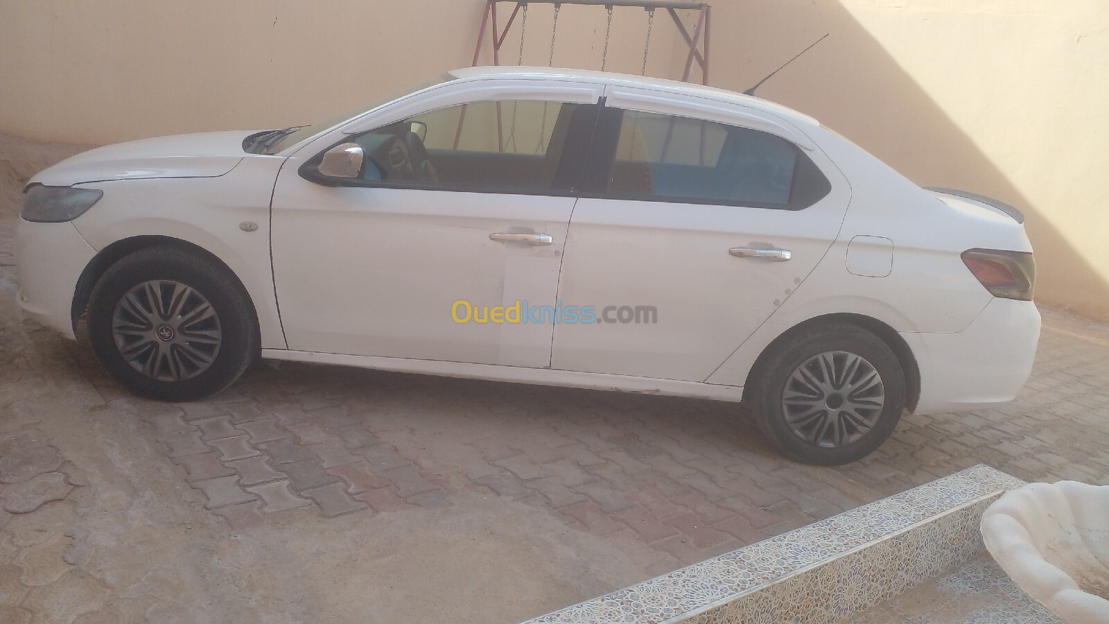 Peugeot 301 2013 Active