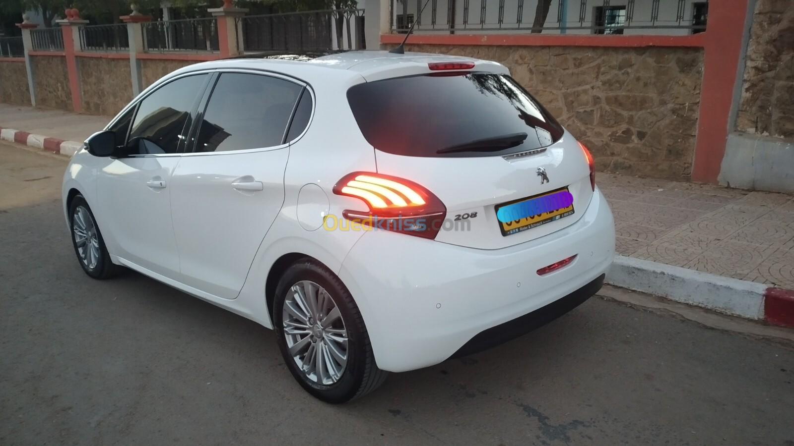 Peugeot 208 2020 