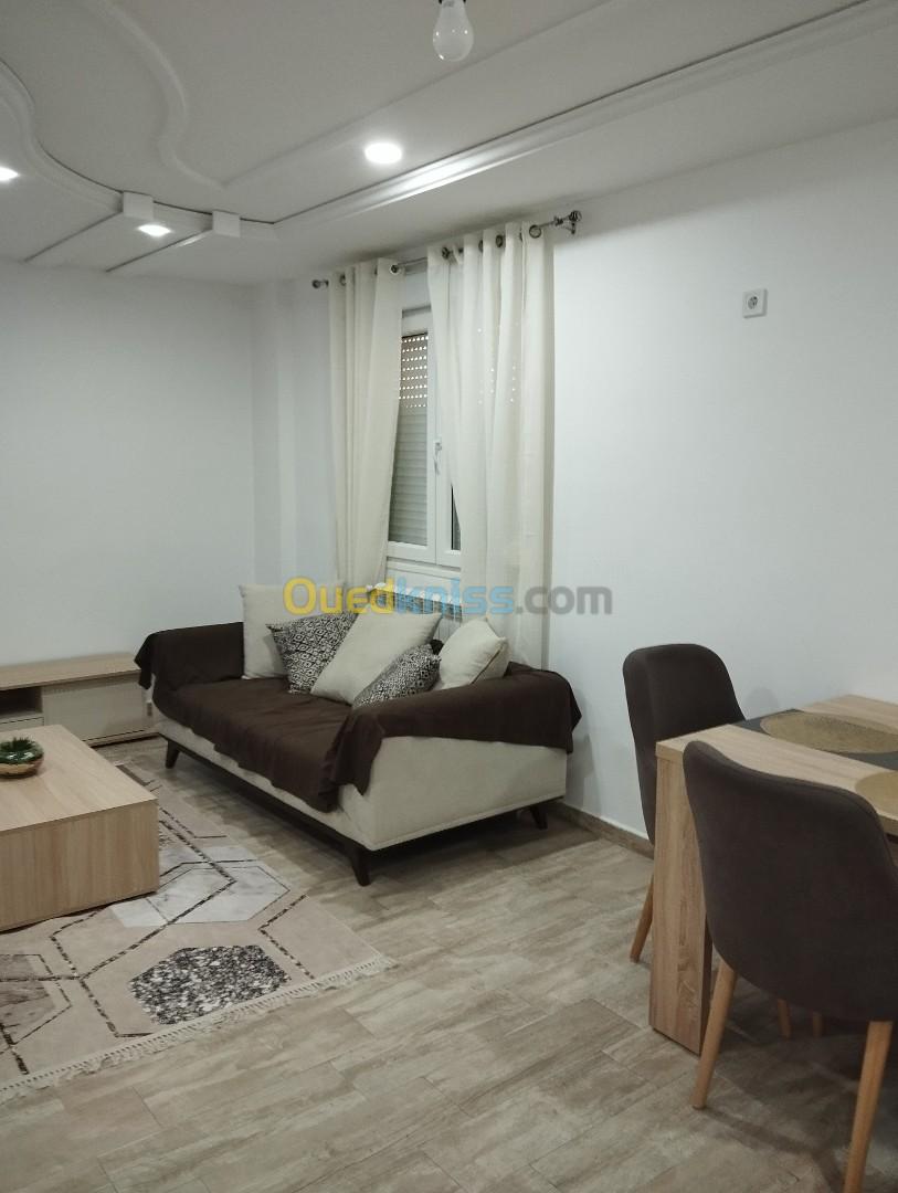 Location vacances Appartement F4 Alger Draria