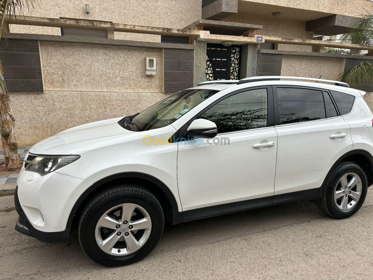 Toyota RAV4 2014 Premium