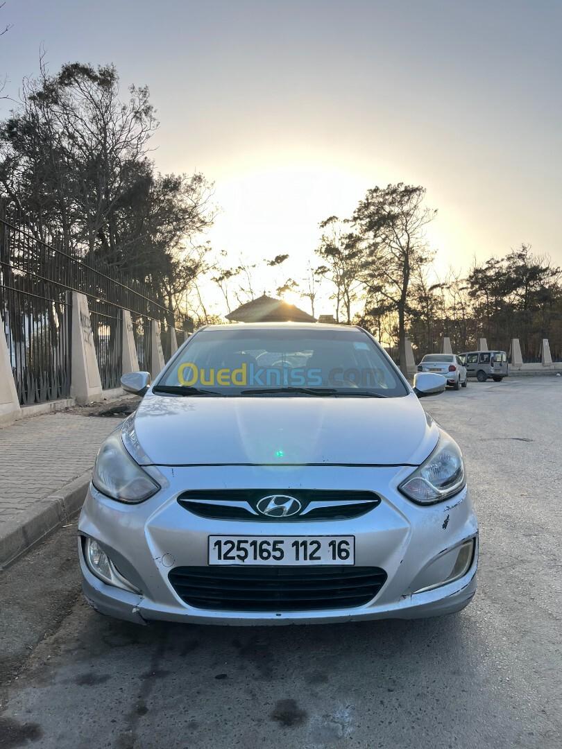 Hyundai Accent RB  5 portes 2012 