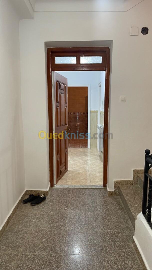 Location Niveau De Villa F4 Alger Douera