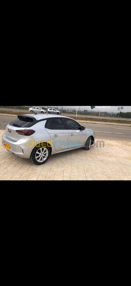 Opel Astra 2023 