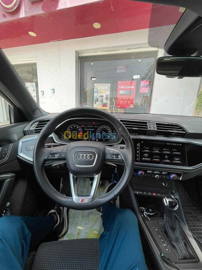 Audi Q3 2022 Sport Design