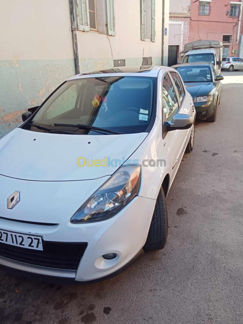 Renault Clio 3 2012 Night and Day