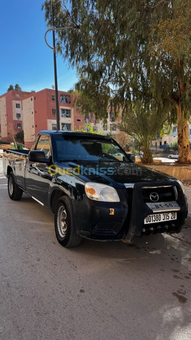 Mazda BT 50 2015 Simple cabine