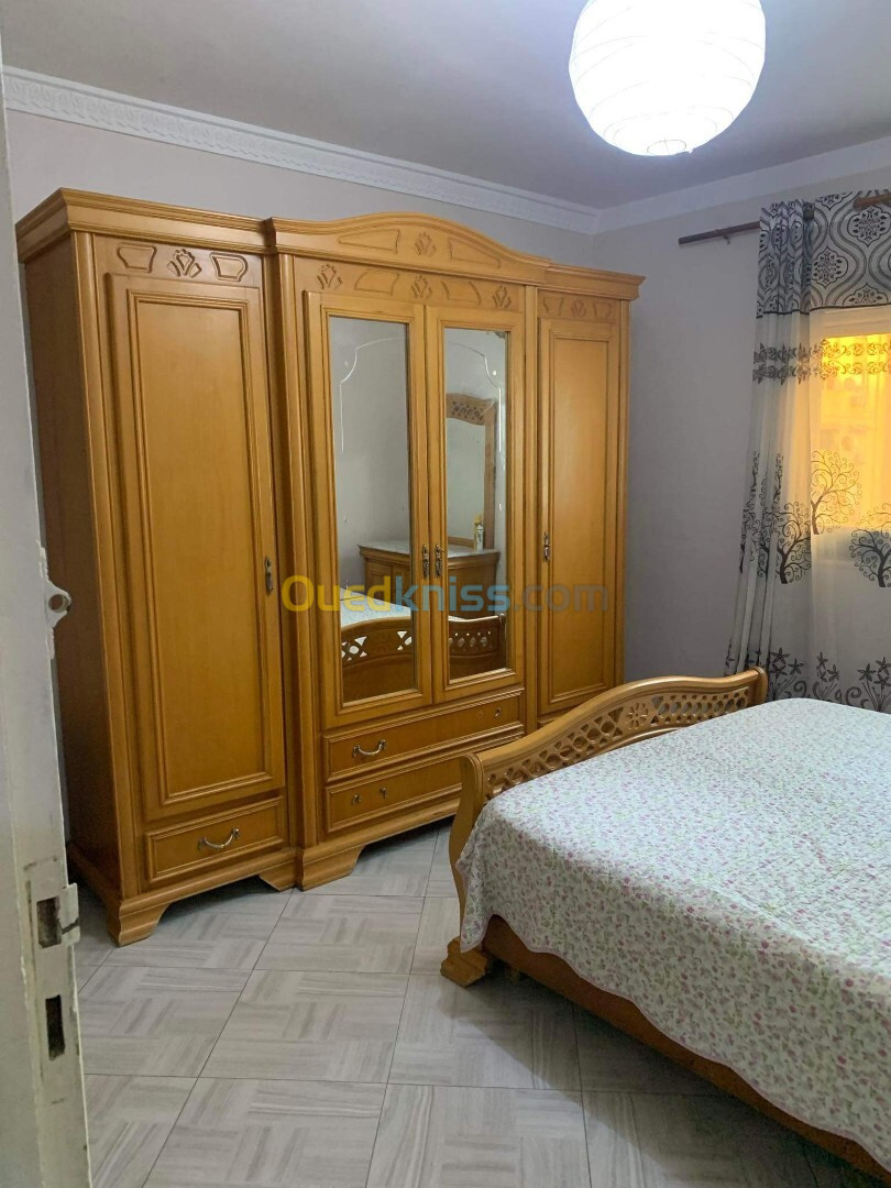 Location Appartement F4 Alger Bordj el bahri