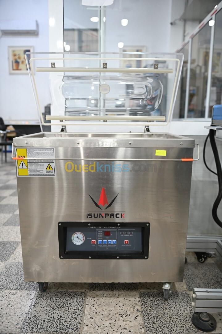 Machine  d emballage sous vide ماكنة شفط و سحب الهواء