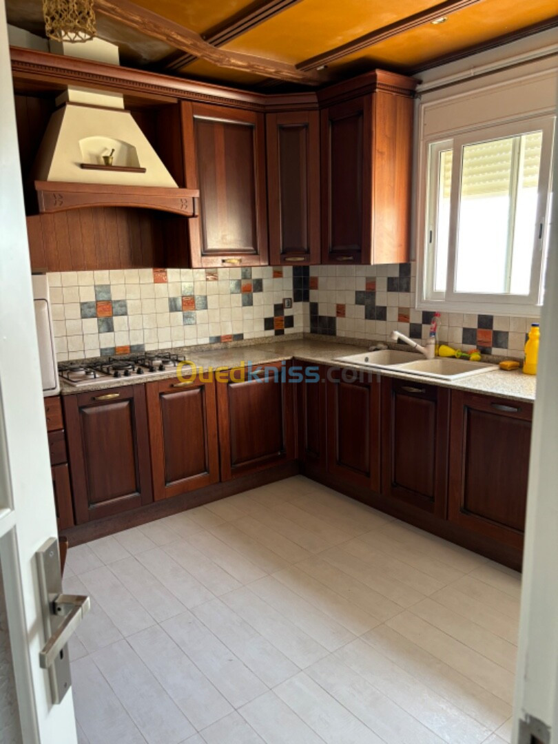 Location Appartement F4 Alger Baba hassen