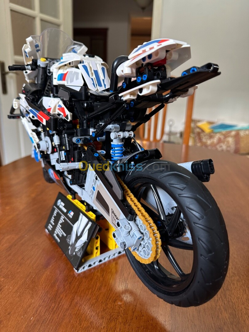 Lego BMW M 1000 RR