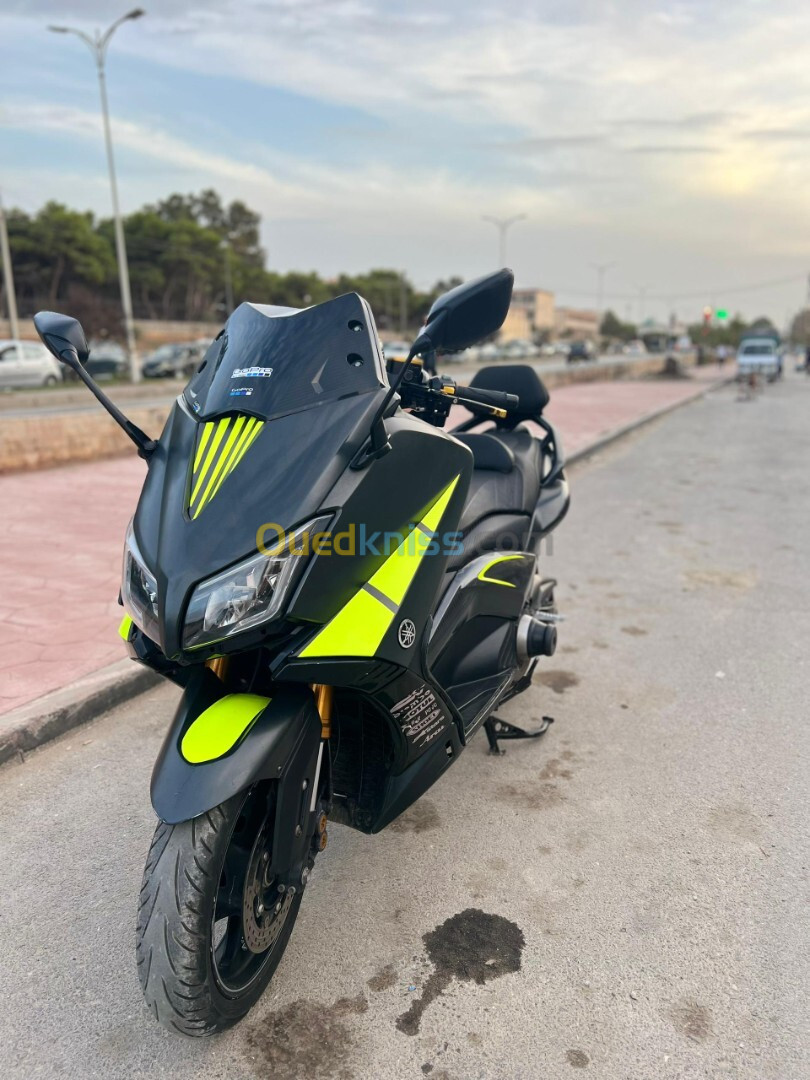 Yamaha Tmax iron 2 2015