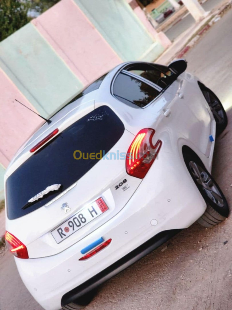 Peugeot 208 2014 Allure