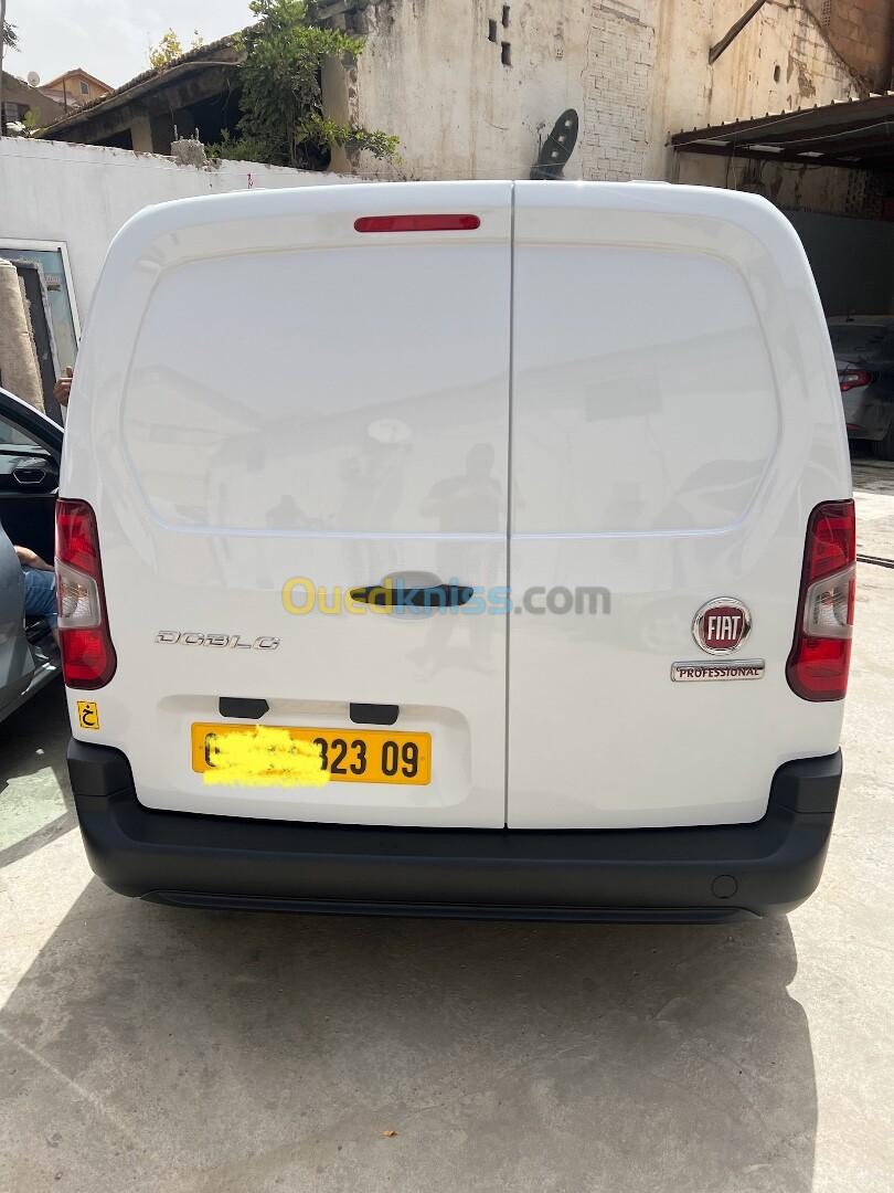 Fiat Doblo 2023 Italie