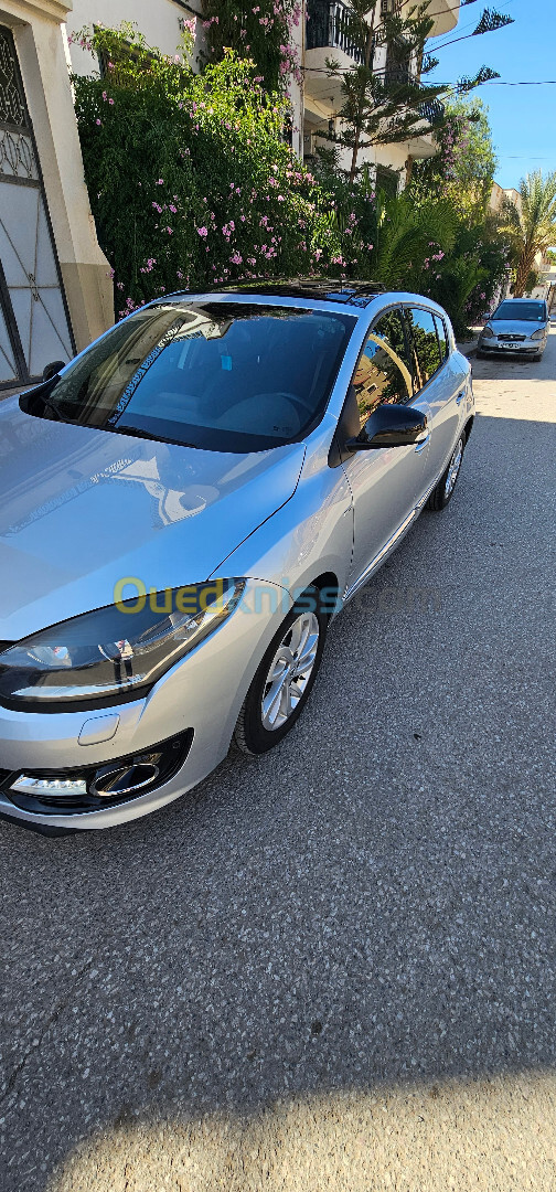 Renault Megane 3 2015 Bose