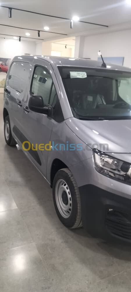 Fiat Doblo 2024 Dz