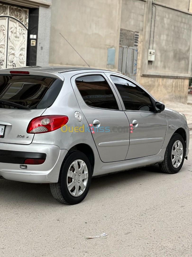 Peugeot 206 Plus 2011 