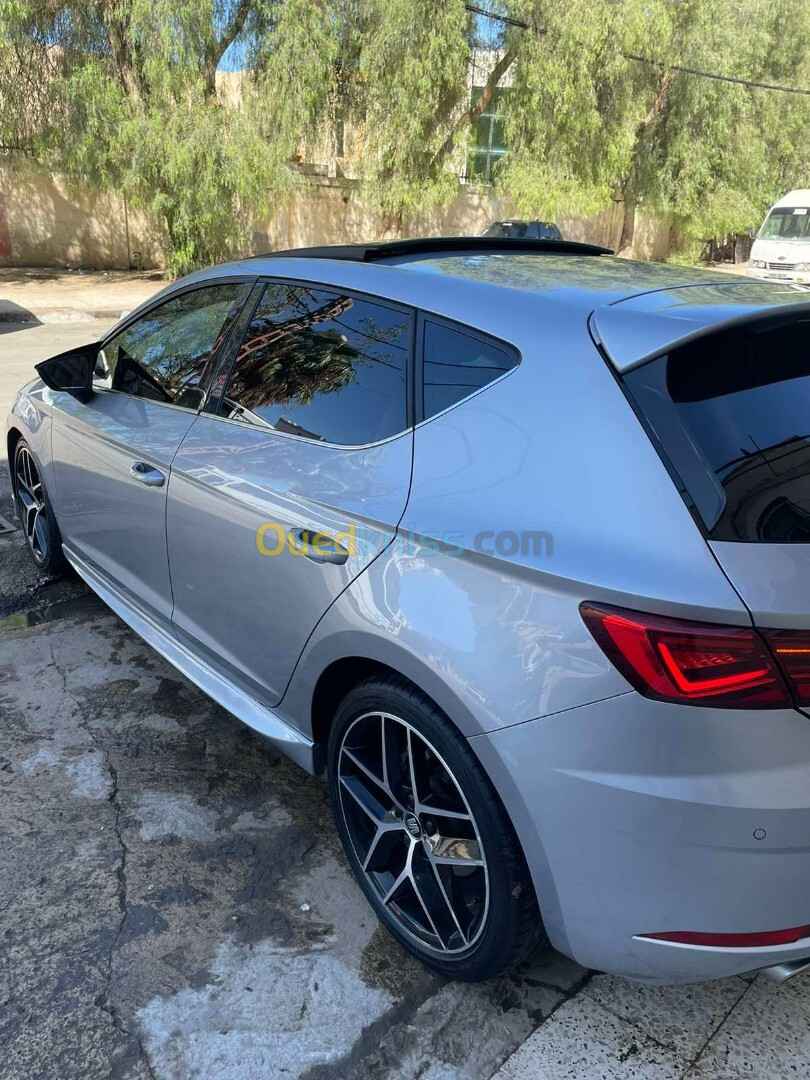 Seat Leon 2019 Fr Beats Blida Ouled yaich - Ouedkniss.com - Algérie