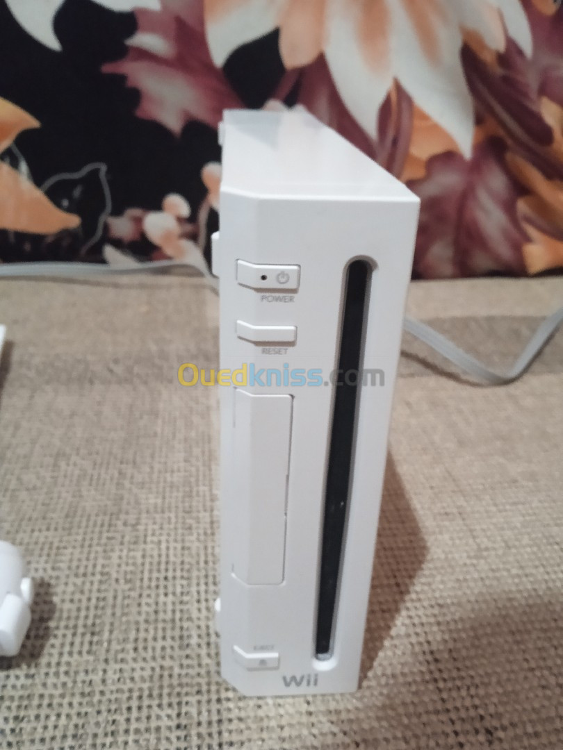 Nintendo Wii بسعر بزاف رائع 