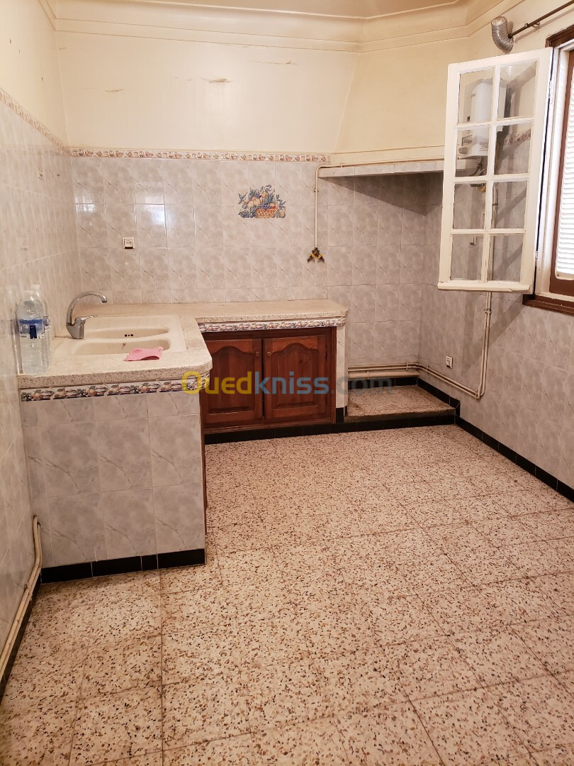 Location Appartement F2 Alger Bordj el kiffan