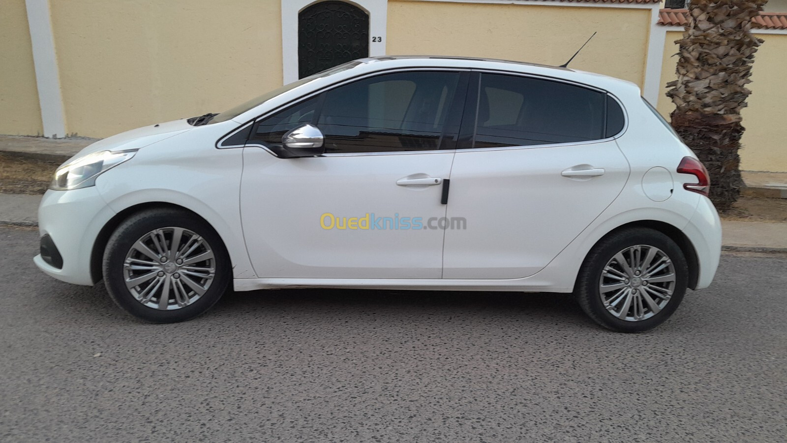 Peugeot 208 2019 Allure Facelift