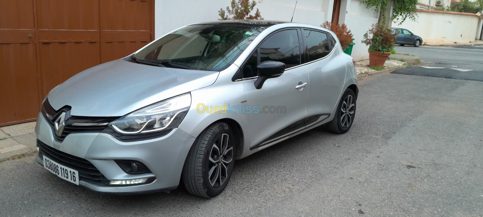 Renault Clio 4 2019 Limited 2