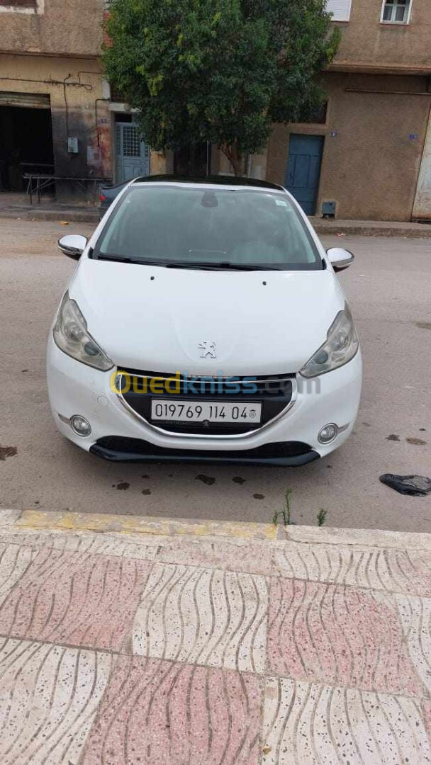 Peugeot 208 2014 208