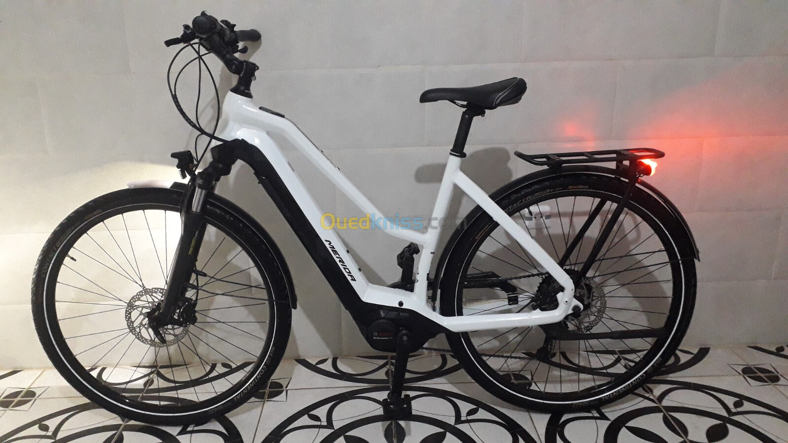 Vélo électrique MERIDA taille L/XL 2023 moteur Bosch batterie 625