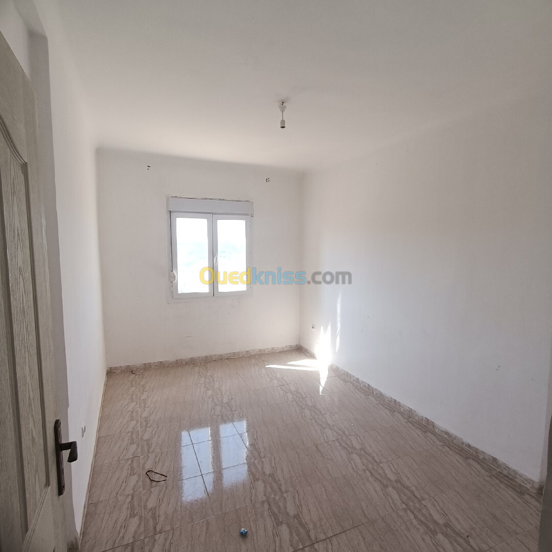 Location Appartement F4 Alger Mahelma