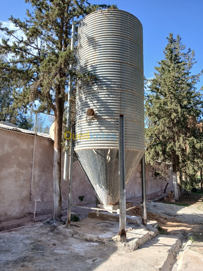 Silo de stockage de grains italien 6.5 m3 صومعة الحبوب 