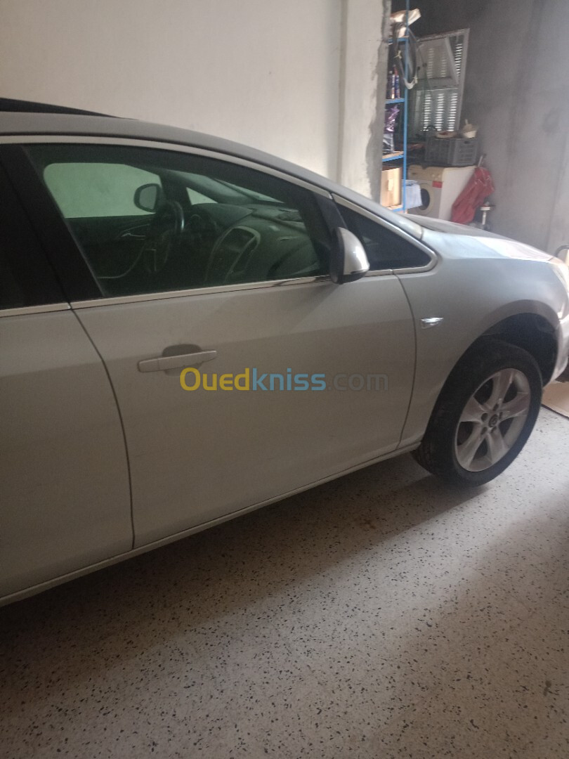 Opel Astra 2012 Astra