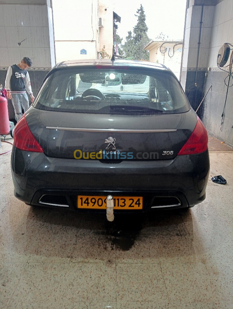 Peugeot 208 2013 Allure