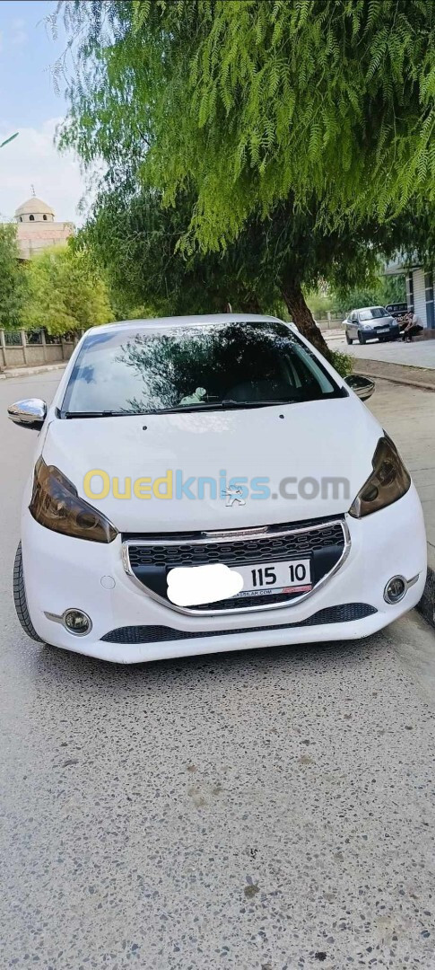 Peugeot 208 2015 208